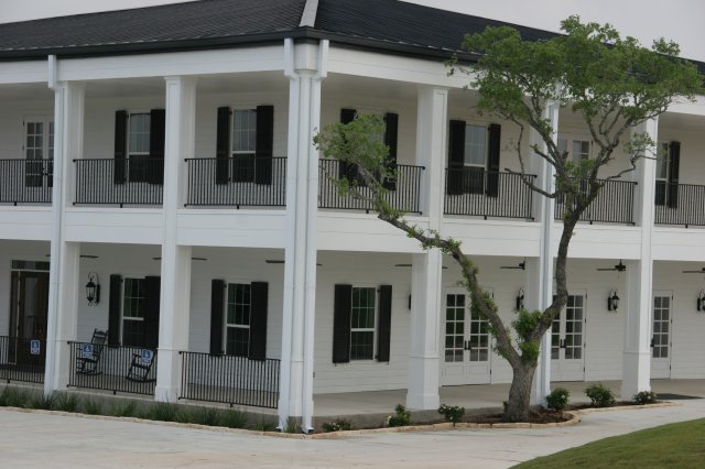 KENDALL PLANTATION